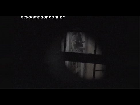 ❤️ Blondie bliver hemmeligt videooptaget af en voyeur fra nabolaget gemt bag hule mursten ❤️  Sex at da.javdoe.top